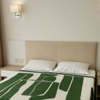 Номер (Комфорт с балконом 2х-местный), Отель Remvi