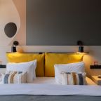 Люкс (Двухкомнатный люкс с балконом и видом на горы), AYS Design Hotel Rosa Khutor