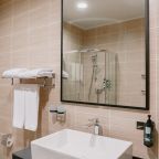 Полулюкс (Полулюкс 2-х комнатный с балконом и видом на горы), AYS Design Hotel Rosa Khutor
