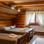 Дом (Ямщика), Загородный клуб Строгановские Просторы