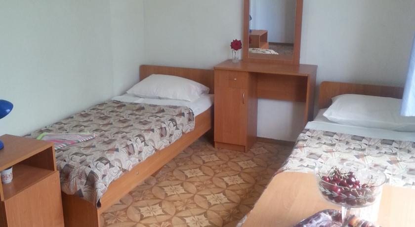 Двухместный (C двумя односпальными кроватями) отеля Надежда, Курортное (Черное море), Крым