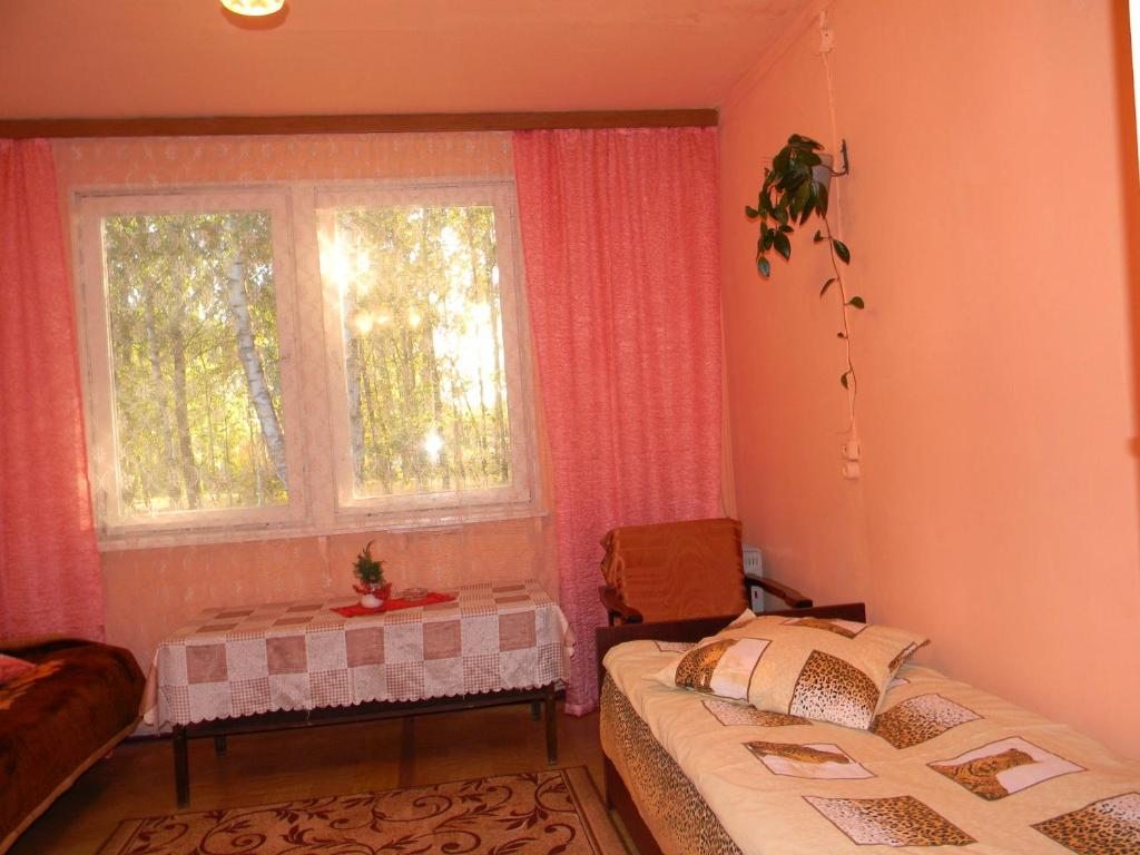 Двухместный (Двухместный номер с 2 отдельными кроватями и собственной ванной комнатой) отеля Кобвар, Кобрин