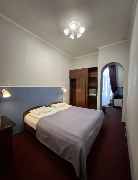 Меблированные комнаты Антарес на Невском проспекте