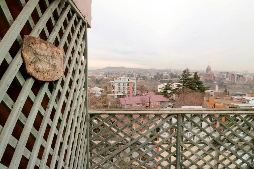 Двухместный (Двухместный номер с 1 кроватью и террасой) отеля Artists Residence in Tbilisi, Тбилиси