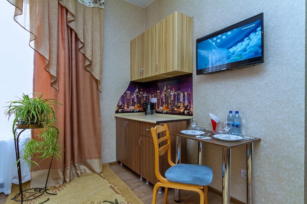 Двухместный (Стандарт Улучшенный) гостиницы Лучезарный, Краснодар