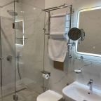 Вид ванной комнаты.