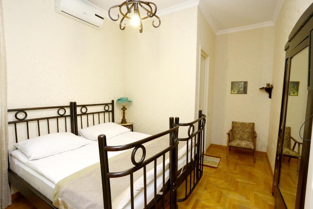 Двухместный (Двухместный номер Делюкс с 1 кроватью или 2 отдельными кроватями) отеля Bloom, Тбилиси