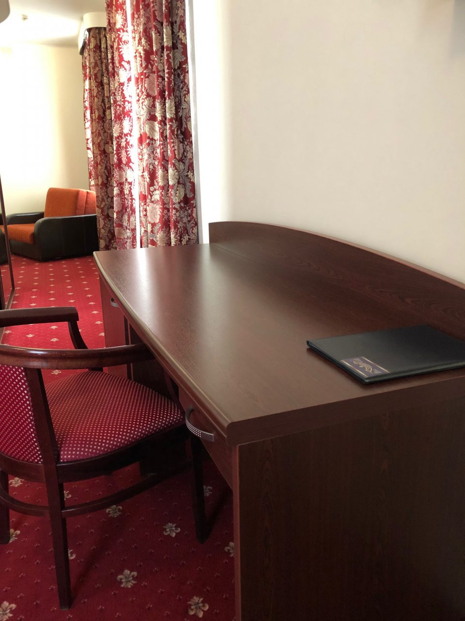 Двухместный (Улучшенный с диваном), Гостиница Спутник-inn