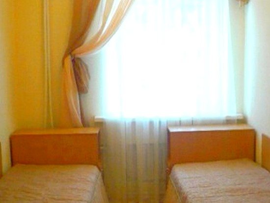Трёхместный и более (Эконом) гостиницы Бристоль, Оренбург
