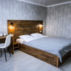 De Luxe (Де Люкс), Гостиница Олимп