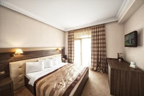 Двухместный (Улучшенный двухместный номер с 1 кроватью или 2 отдельными кроватями) отеля Круиз, Тбилиси