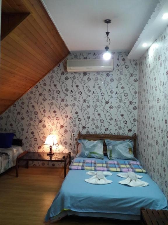 Двухместный (Двухместный номер с 2 двуспальными кроватями) отеля Давити Тбилиси