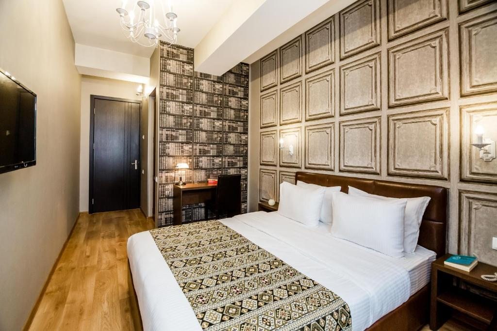 Двухместный (Стандартный двухместный номер с 1 кроватью) отеля Diamond, Тбилиси