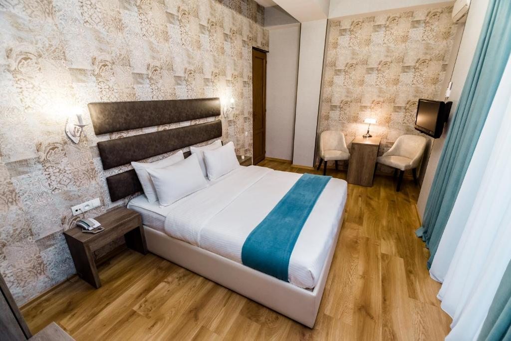 Двухместный (Двухместный номер с 1 кроватью без окна) отеля Diamond, Тбилиси