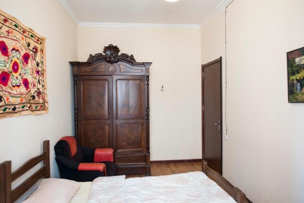 Двухместный (Стандартный двухместный номер с 1 кроватью) хостела Diwan, Тбилиси