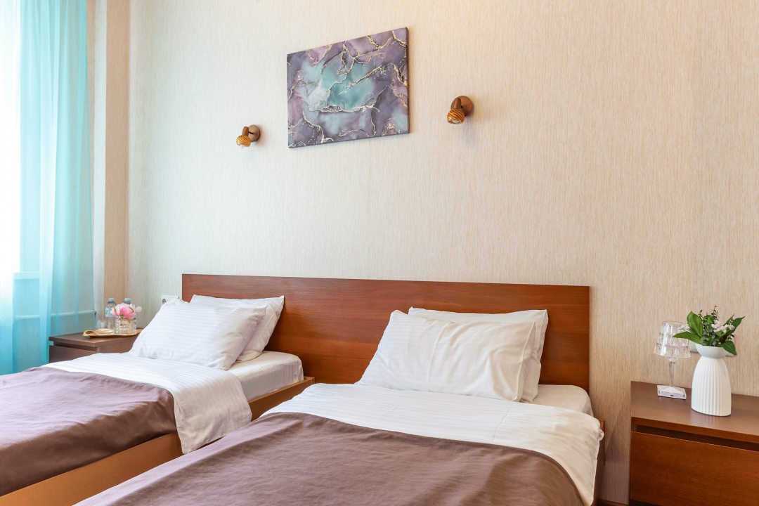 Двухместный (Двухместный номер "Стандарт" с 2 отдельными кроватями и собственной ванной комнатой), Мини-отель Гавань