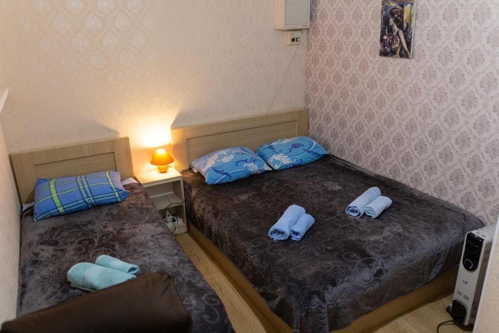 Семейный (Семейный номер с общей ванной комнатой) гостевого дома Hello, Тбилиси