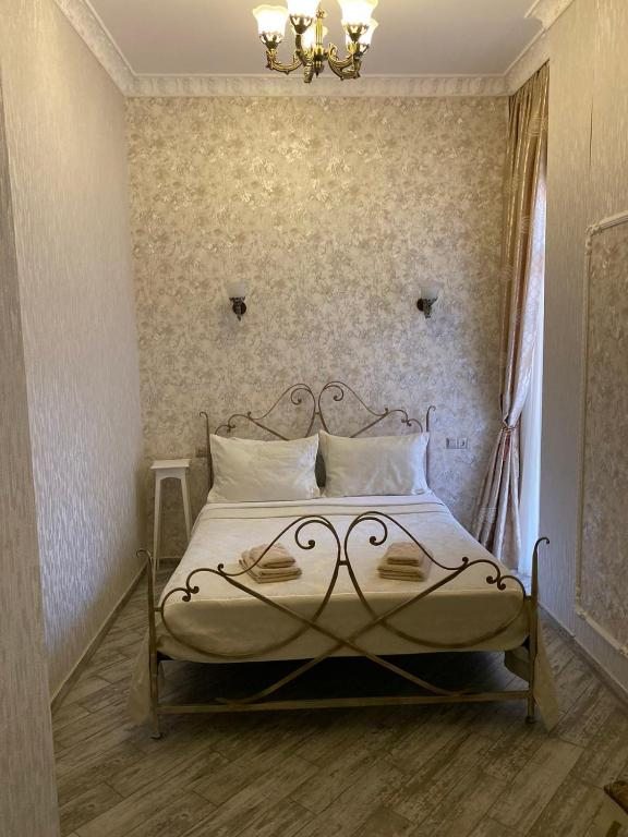 Двухместный (Классический двухместный номер с 1 кроватью) апарт-отеля Исторический Тбилиси