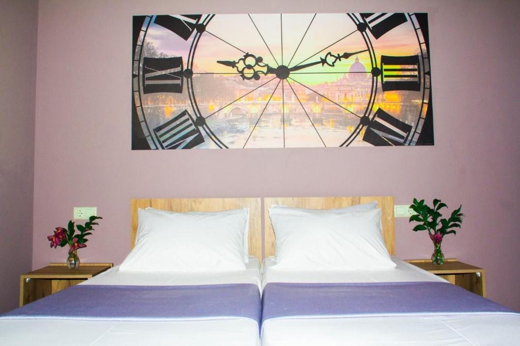 Двухместный (Двухместный номер Делюкс с 2 отдельными кроватями) отеля Dcorner, Тбилиси
