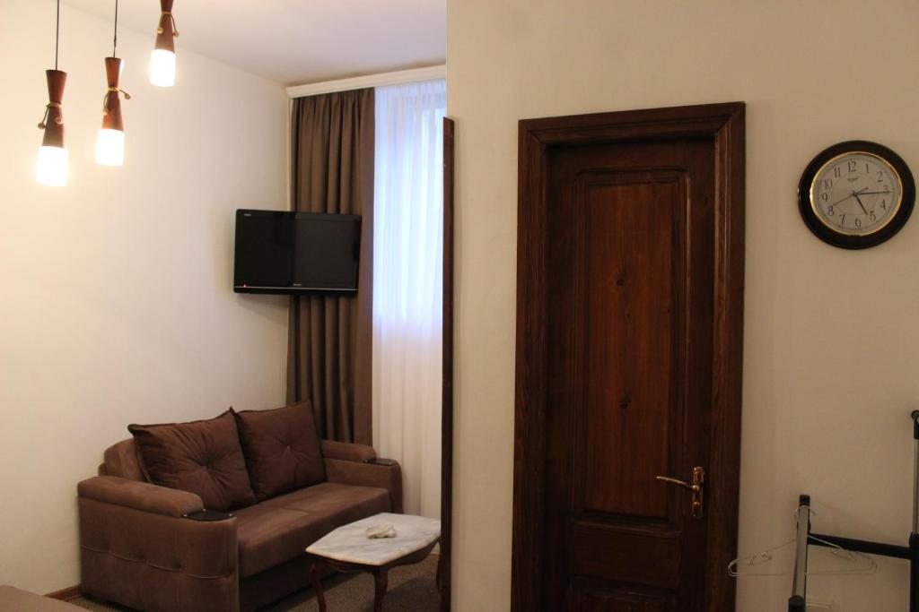 Двухместный (Двухместный номер эконом-класса с 1 кроватью) отеля Diplomat, Тбилиси