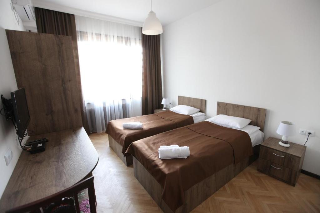 Двухместный (Двухместный номер с 1 кроватью или 2 отдельными кроватями) отеля Home, Тбилиси