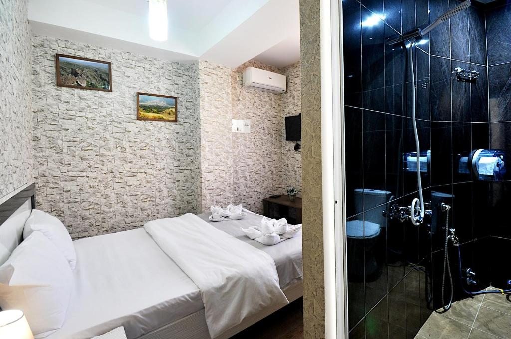 Двухместный (Стандартный двухместный номер с 1 кроватью) отеля Kavela, Тбилиси