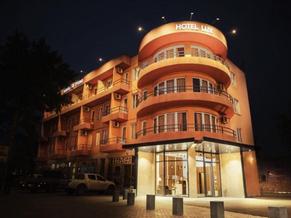 Отель Lux, Тбилиси