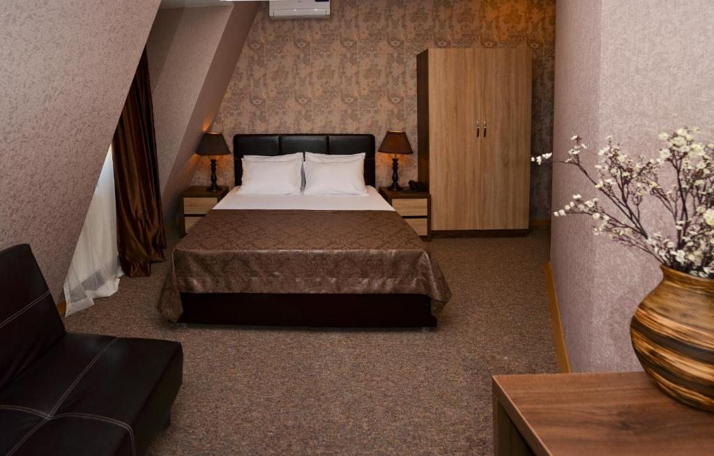 Двухместный (Улучшенный двухместный номер с 1 кроватью) отеля Margi, Тбилиси
