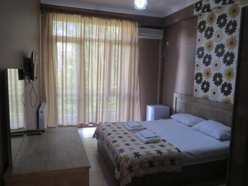 Сьюит (Люкс с 2 спальнями) мини-гостиницы Nirvana, Тбилиси