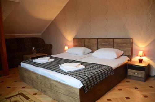Двухместный (Двухместный номер с 1 кроватью или 2 отдельными кроватями и балконом) отеля Old Villa Metekhi, Тбилиси
