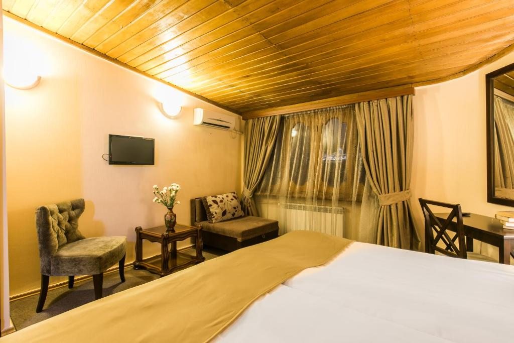 Двухместный (Стандартный двухместный номер с 1 кроватью или 2 отдельными кроватями) отеля VIP, Тбилиси