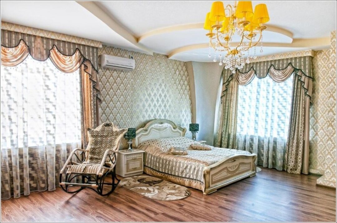Сьюит (Президентский люкс) отеля Гостиный дом, Брянск