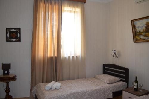 Двухместный (Улучшенный двухместный номер с 2 отдельными кроватями) отеля Lotus, Тбилиси