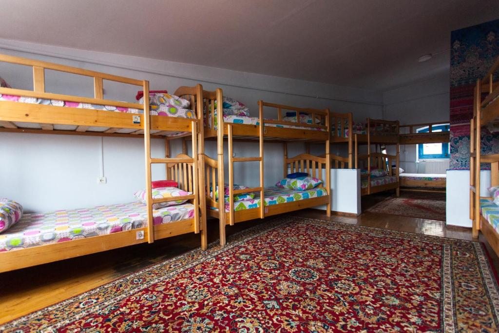 Номер (Односпальная кровать в общем номере для мужчин и женщин) хостела Намасте, Тбилиси