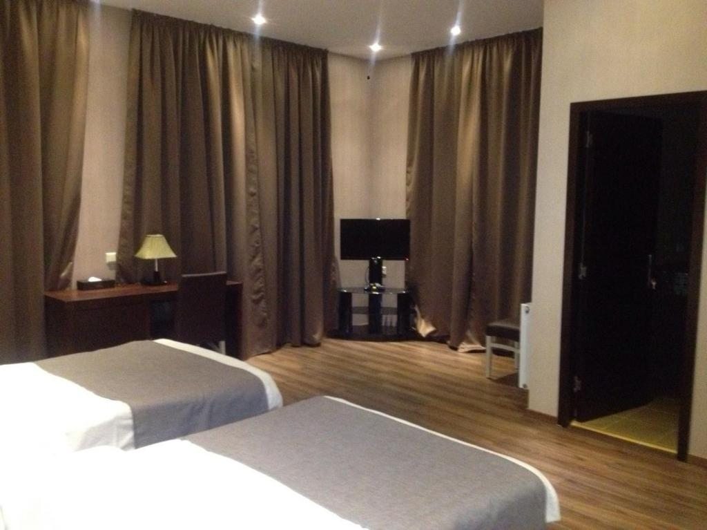 Двухместный (Стандартный двухместный номер с 2 отдельными кроватями) отеля Orion Econom, Тбилиси
