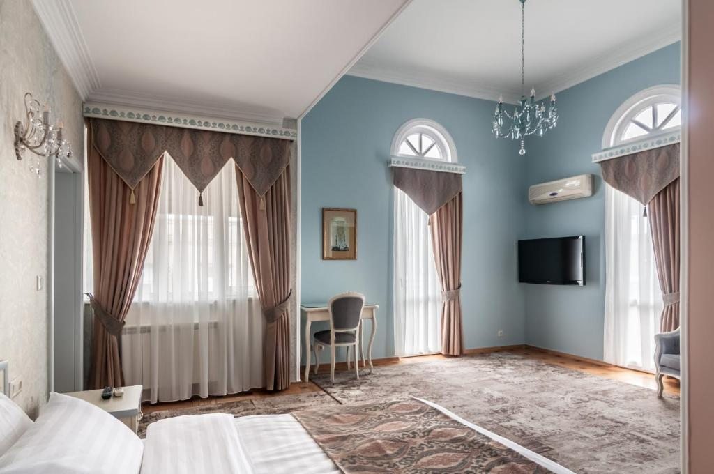 Сьюит (Люкс «Престиж») отеля Prestige Palace, Тбилиси