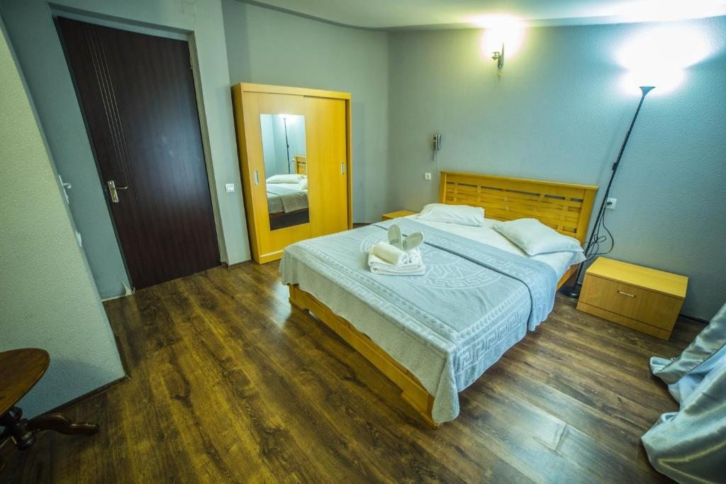 Двухместный (Бюджетный двухместный номер с 1 кроватью или 2 отдельными кроватями) отеля Qeroli, Тбилиси