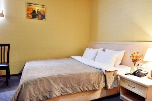 Двухместный (Двухместный номер эконом-класса с 1 кроватью или 2 отдельными кроватями) отеля Sharden, Тбилиси