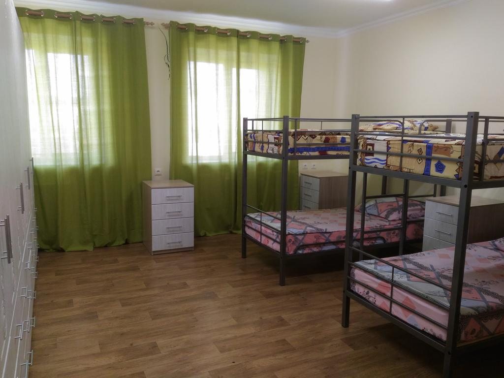 Шестиместный (Койко-место в 6-местном номере для женщин) гостиницы Слобода, Александров