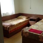 Двухместный (Двухместный номер с 2 отдельными кроватями и дополнительной кроватью), Гостиница Гостевой дом на улице Новороссийская 25