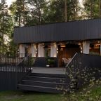 Терраса, Отель Талес