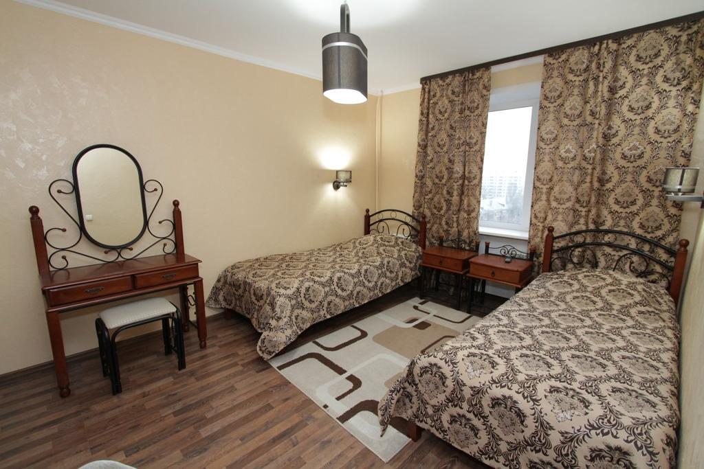 Номер (Кровать в общем четырехместном номере для мужчин и женщин) отеля Азот, Тольятти
