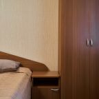 Семейный (Номер с удобствами на этаже), Отель Салют