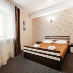 Двухместный (Улучшенный двухместный номер с 1 кроватью), Отель Бавария