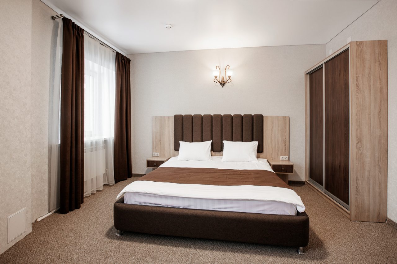 Сьюит (Люкс с кроватью размера «king-size») отеля Бавария, Майма