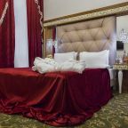 Номер с двуспальной кроватью в гостинице Империя, Москва