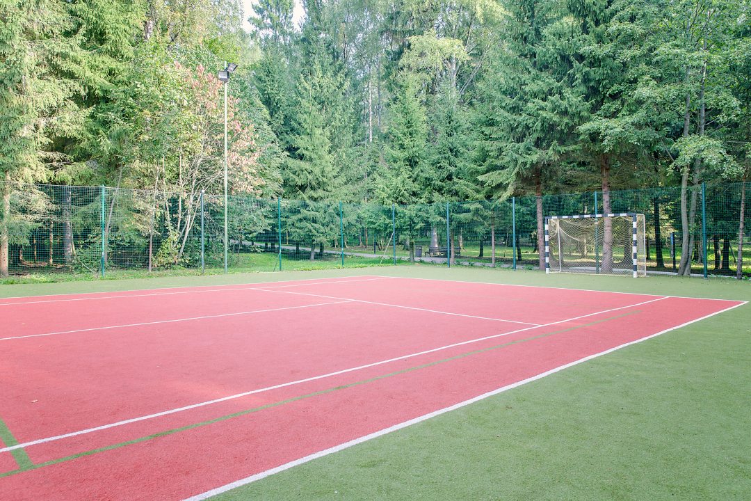 Теннисный корт, Загородный отель Яхонты Истра