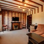 Люкс (Люкс с балконом), Отель Павлова Поляна