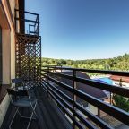 Люкс (Люкс с балконом), Отель Павлова Поляна