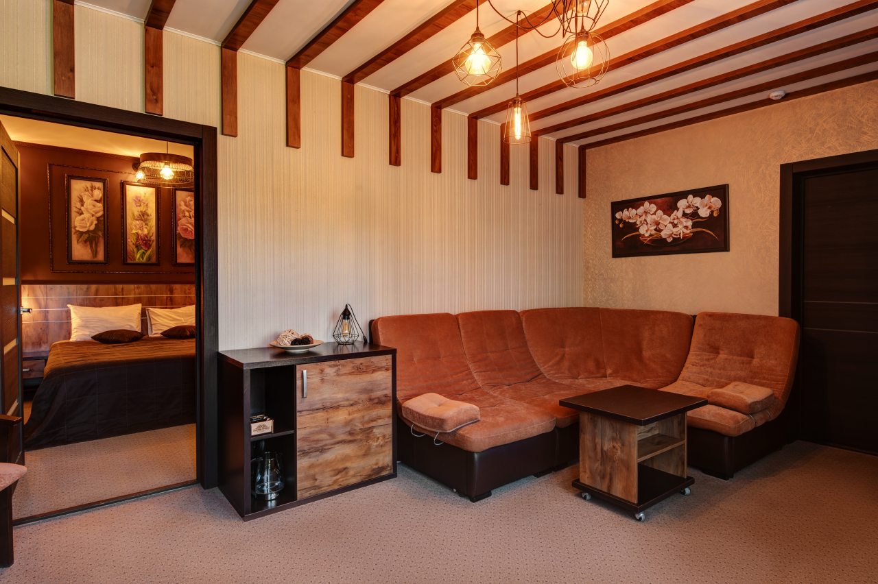 Люкс (Люкс с балконом), Отель Павлова Поляна